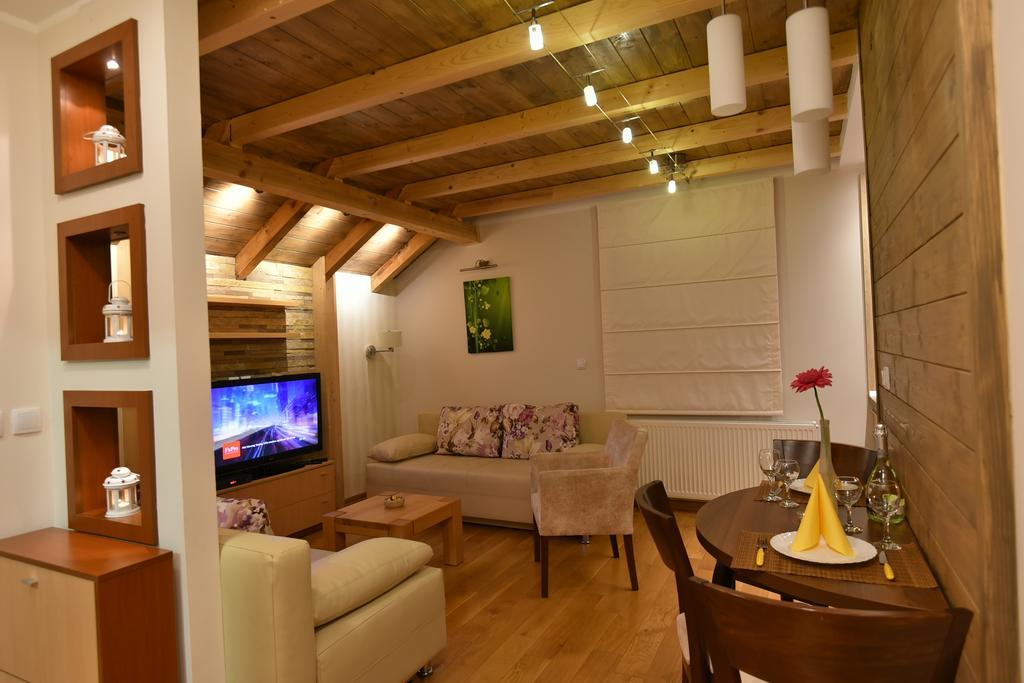 Villa Natural Wood 즐라티보 객실 사진